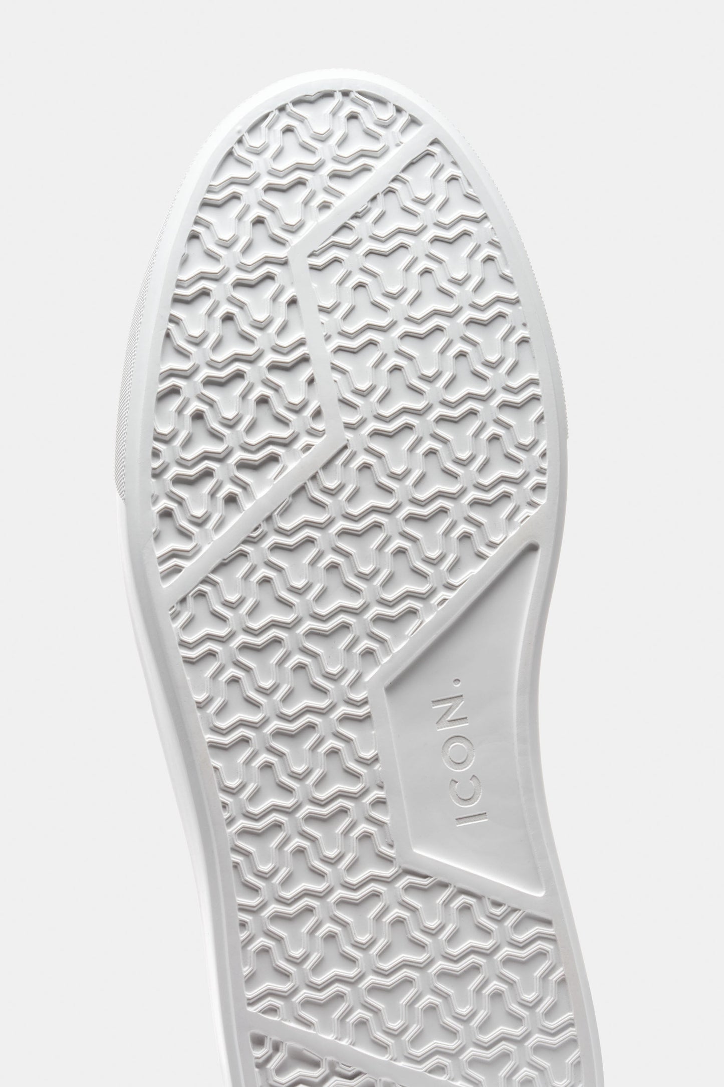 THE CLASSIC SUEDE TRAINER