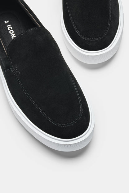 THE CLASSIC SUEDE SLIP ON
